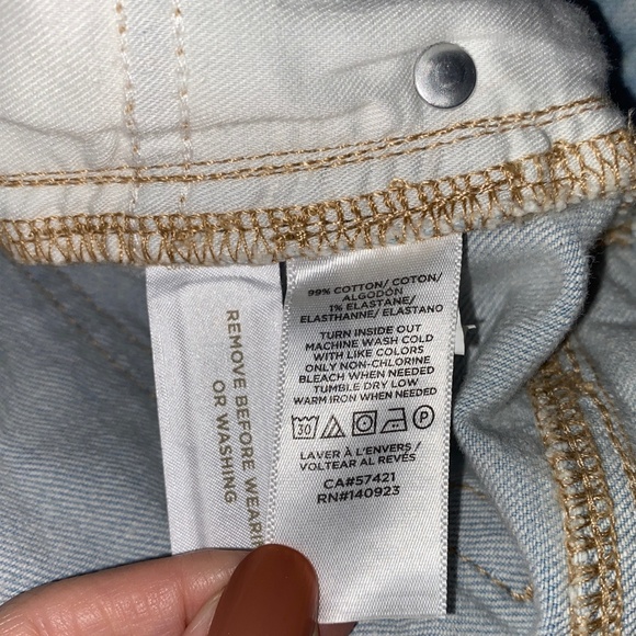 LOFT Bleached Light Wash High Waist Straight Crop Frayed Hems Size 30 or 10 - Picture 9 of 14